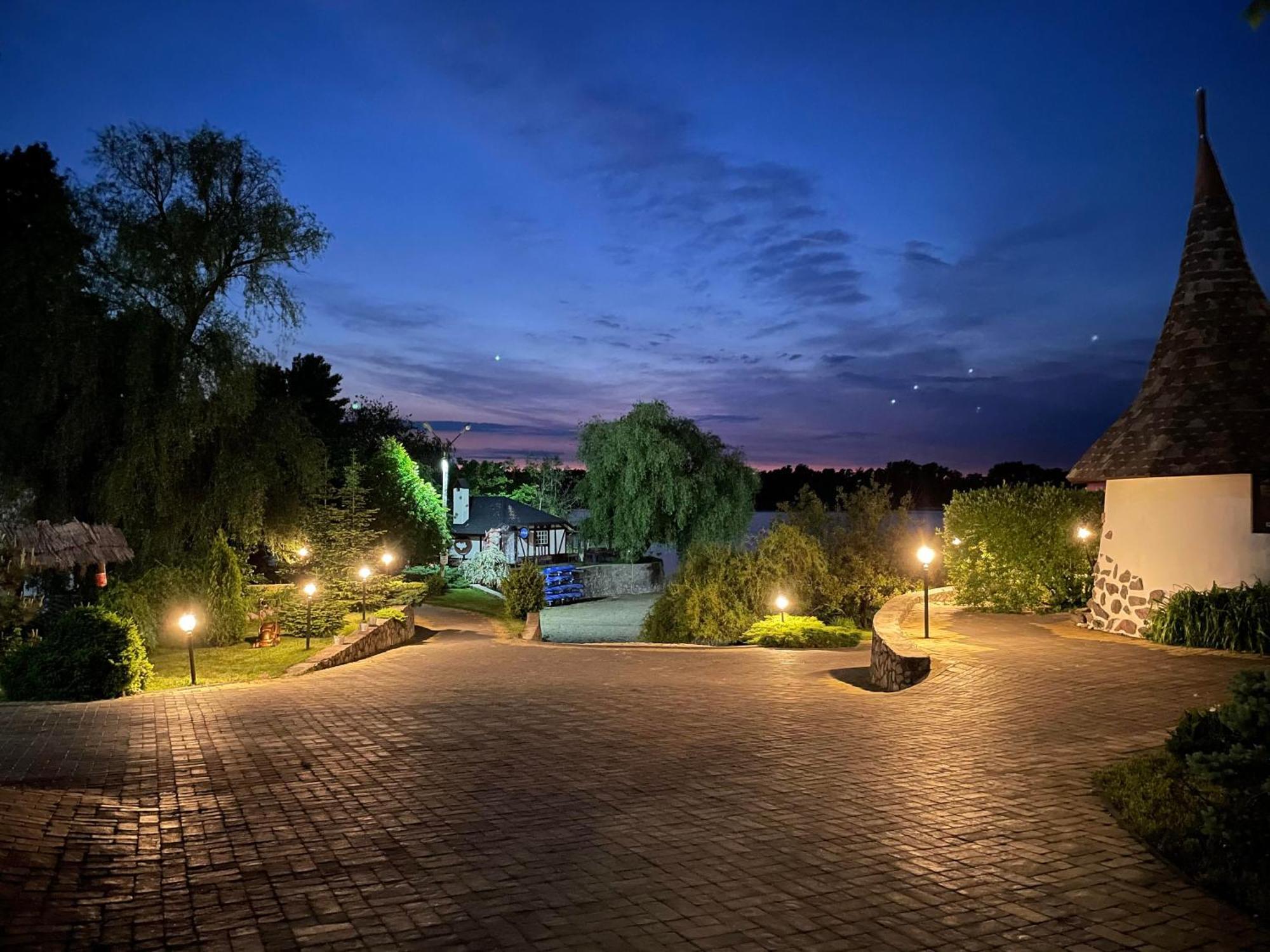 Mayak Resort Kam'yani Potoky Exterior photo