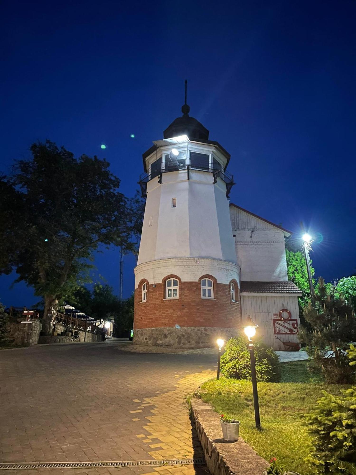 Mayak Resort Kam'yani Potoky Exterior photo