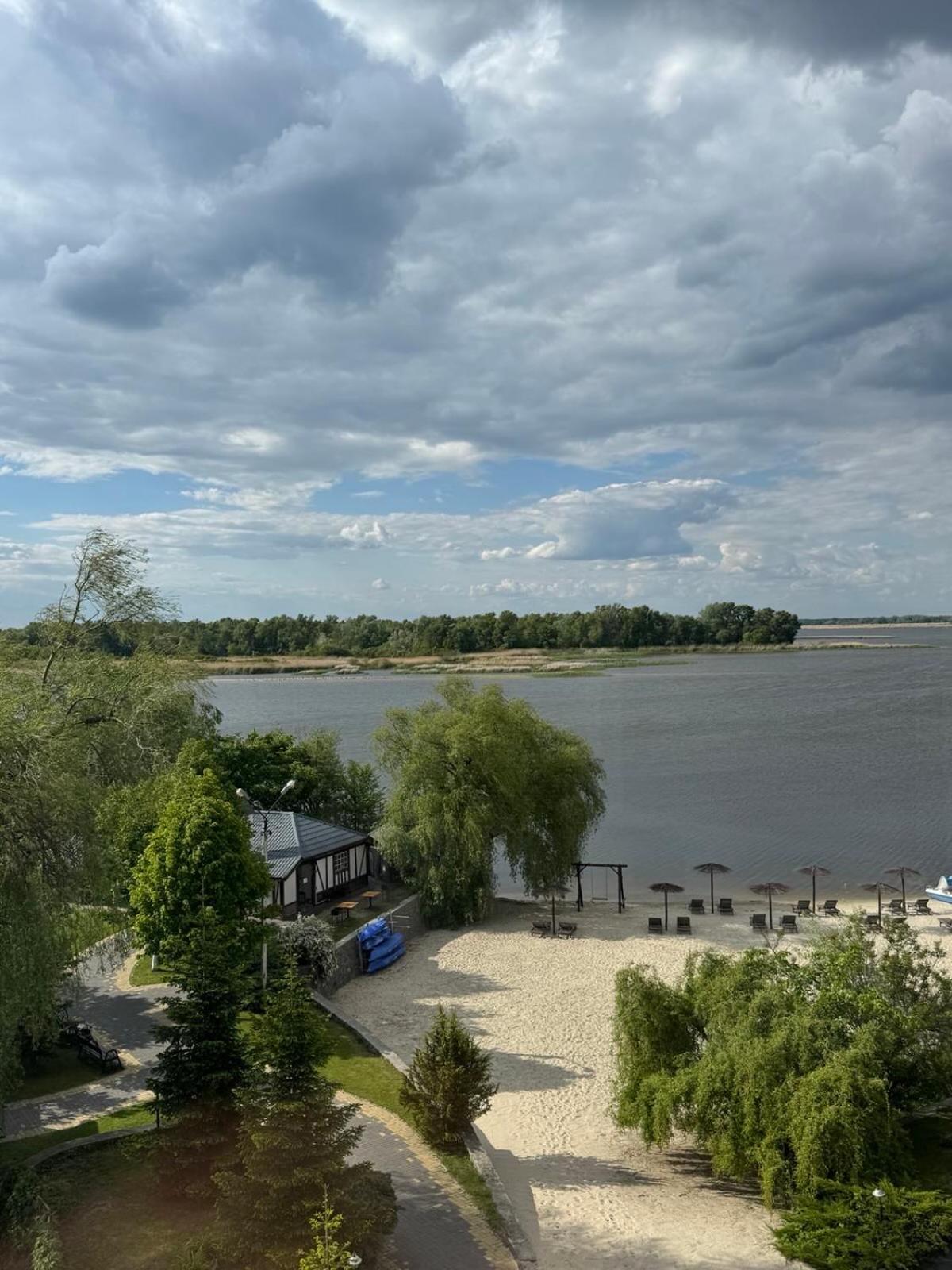 Mayak Resort Kam'yani Potoky Exterior photo